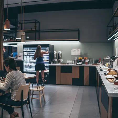 The Poet מלון 4*