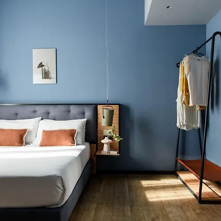 Hotel The Poet 4*