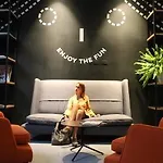 Hotel The Poet 4*