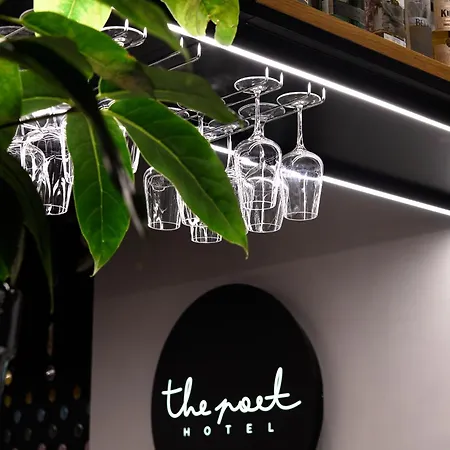 诗人酒店 酒店