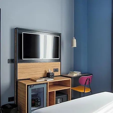 The Poet Hotel 4*
